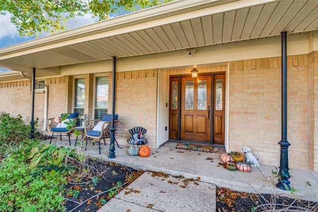 3946 Candlenut Lane, Dallas, TX 75244