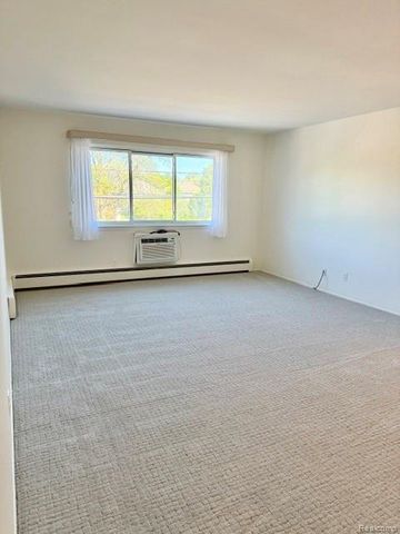 805 Plate Street 210, Rochester, MI 48307