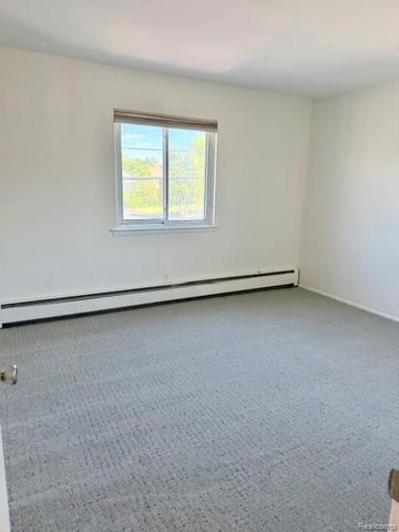 805 Plate Street 210, Rochester, MI 48307