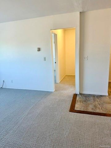 805 Plate Street 210, Rochester, MI 48307