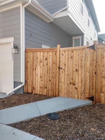 7601 S Winnipeg Street, Aurora, CO 80016