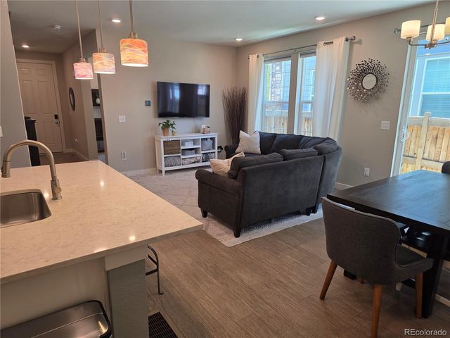 7601 S Winnipeg Street, Aurora, CO 80016