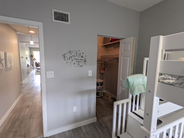 105 Half Moon Circle F2, Hypoluxo, FL 33462