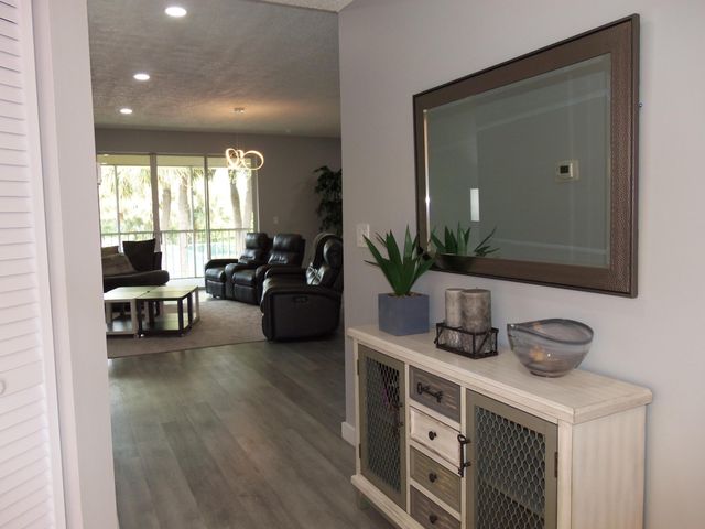105 Half Moon Circle F2, Hypoluxo, FL 33462