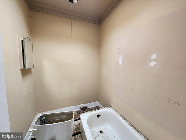 213 FURROW ST, Baltimore, MD 21223