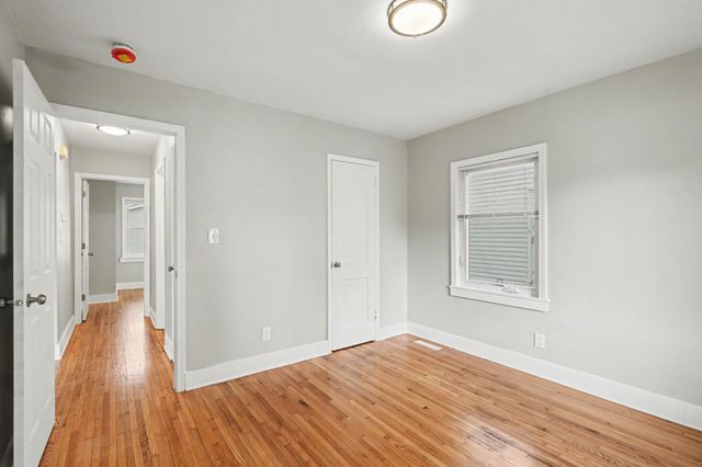 2601 Girard Avenue N, Minneapolis, MN 55411