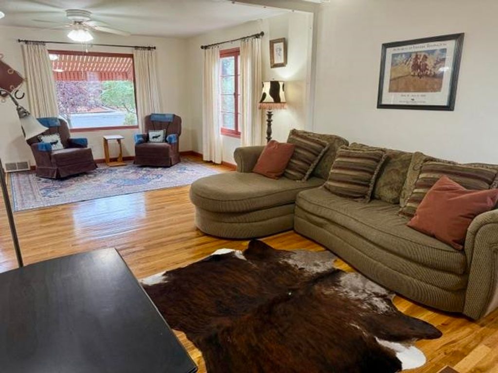 1927 Beck Ave, Cody, WY 82414 photo 5