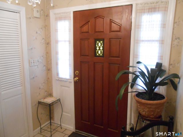 18 St. Francis Woods Road, Madison, CT 06443