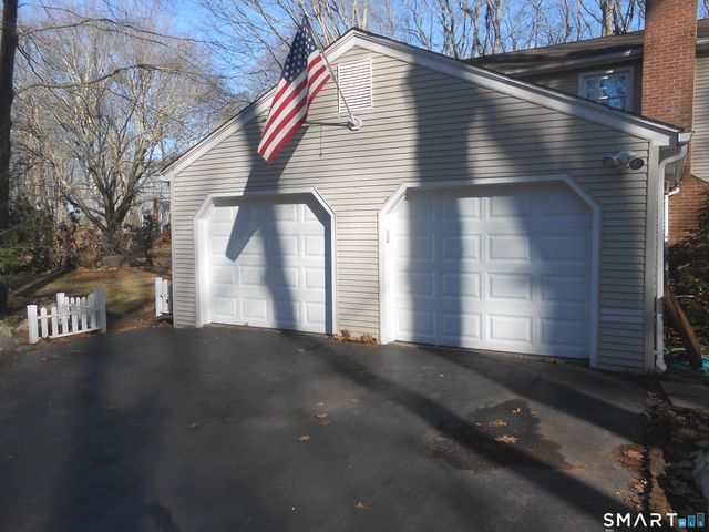 18 St. Francis Woods Road, Madison, CT 06443