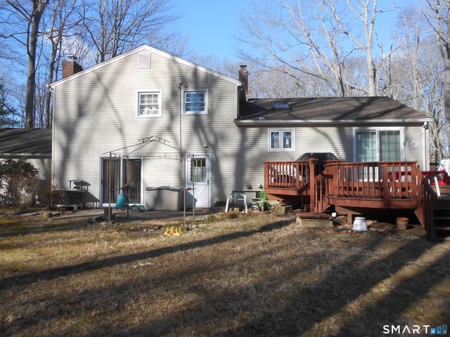 18 St. Francis Woods Road, Madison, CT 06443