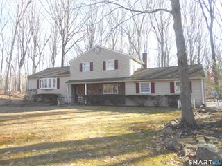 18 St. Francis Woods Road, Madison, CT 06443