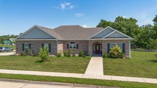 100 TRENT CT, Hallsville, MO 65255