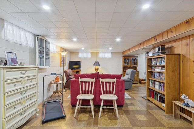 2212 Cornell Avenue, Janesville, WI 53545