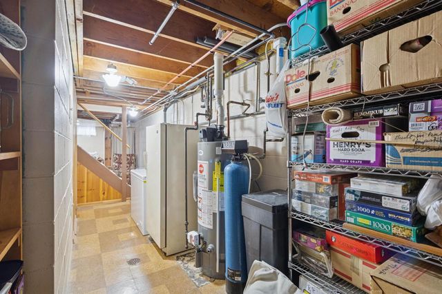 2212 Cornell Avenue, Janesville, WI 53545