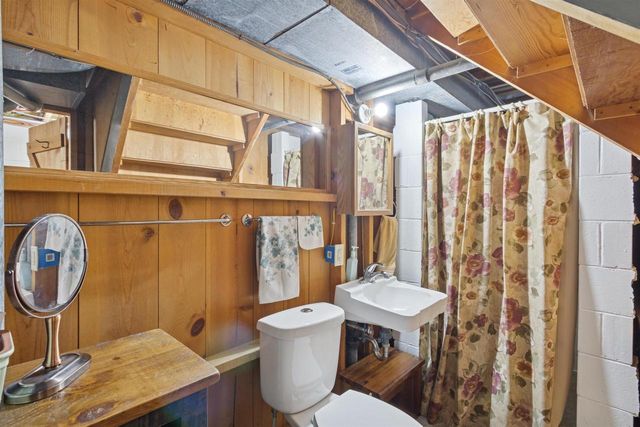 2212 Cornell Avenue, Janesville, WI 53545