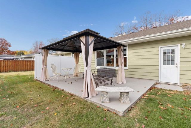 2212 Cornell Avenue, Janesville, WI 53545