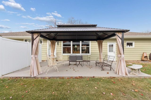 2212 Cornell Avenue, Janesville, WI 53545