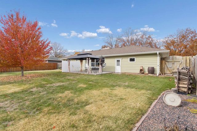 2212 Cornell Avenue, Janesville, WI 53545