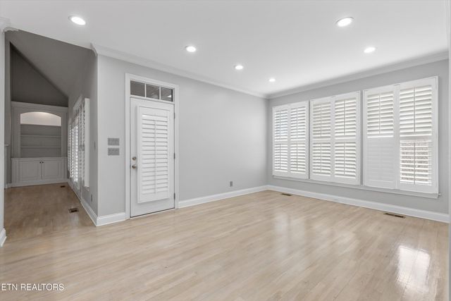 1768 Redgrave Rd, Knoxville, TN 37922