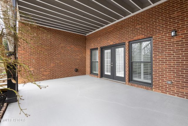 1768 Redgrave Rd, Knoxville, TN 37922