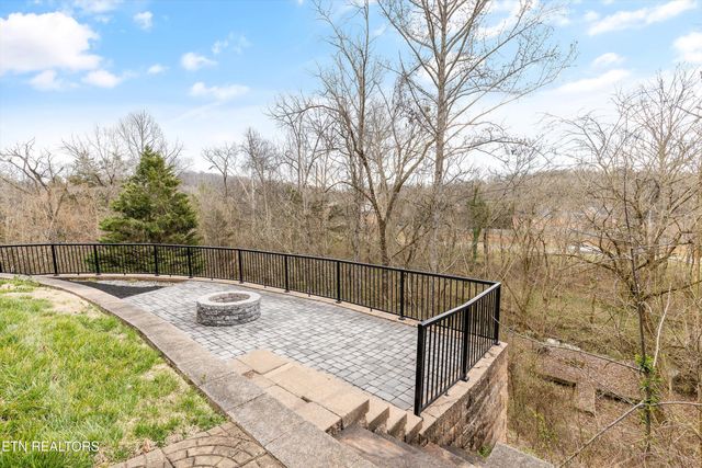 1768 Redgrave Rd, Knoxville, TN 37922