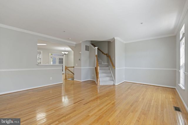 5112 GRIMM DR, Alexandria, VA 22304