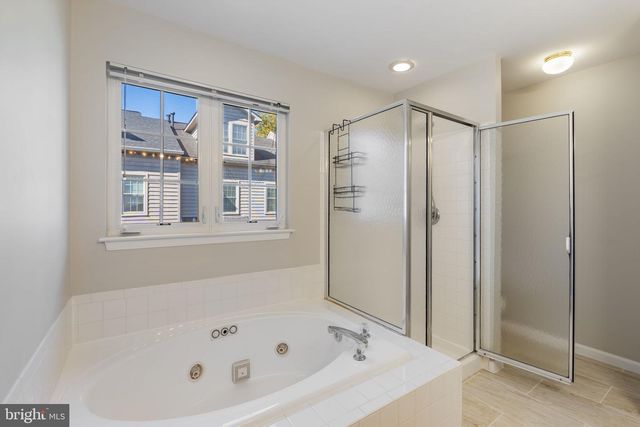 5112 GRIMM DR, Alexandria, VA 22304