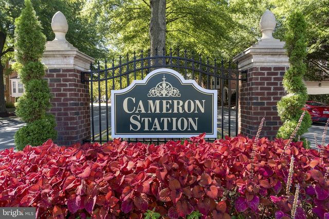 5112 GRIMM DR, Alexandria, VA 22304