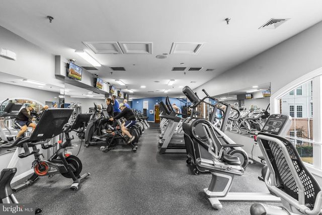 5112 GRIMM DR, Alexandria, VA 22304