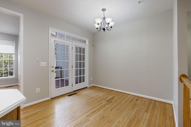 5112 GRIMM DR, Alexandria, VA 22304