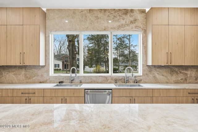 152 Ampere Avenue, Ocean Twp, NJ 07755
