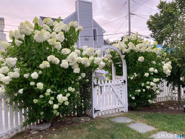 9 Rowland Place, Westport, CT 06880