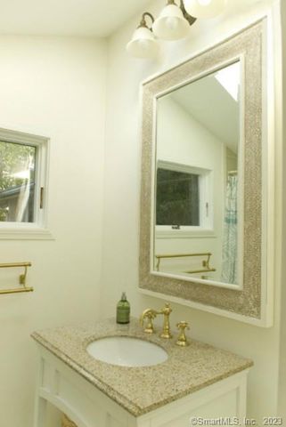 9 Rowland Place, Westport, CT 06880