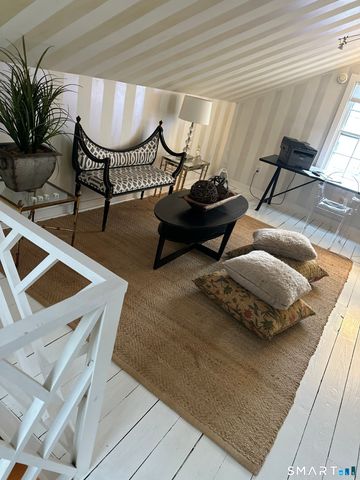 9 Rowland Place, Westport, CT 06880