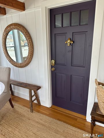 9 Rowland Place, Westport, CT 06880