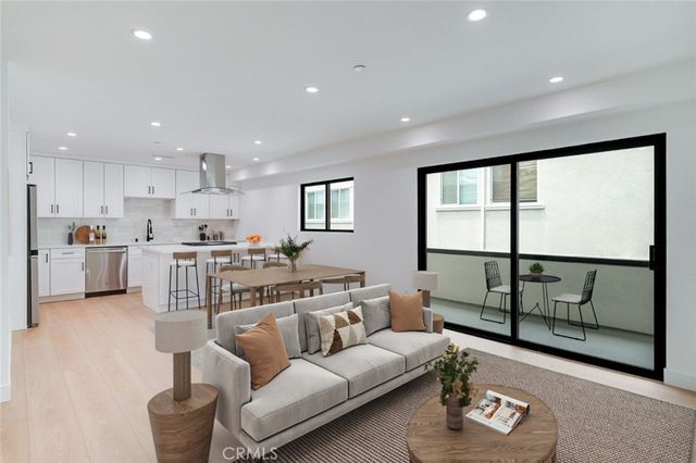 1334 9th Street 2, Santa Monica, CA 90401