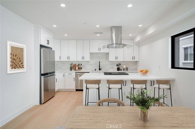 1334 9th Street 2, Santa Monica, CA 90401