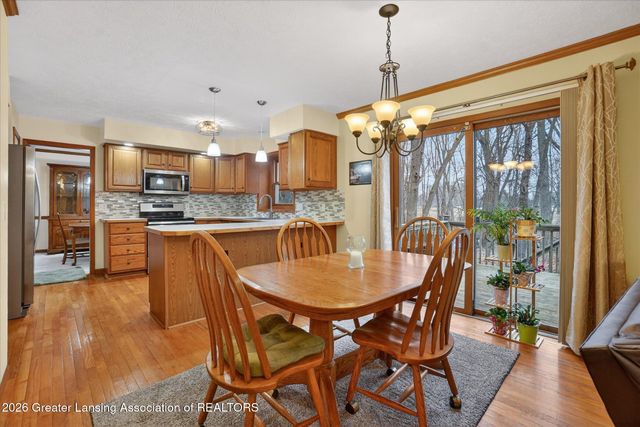 2460 Sanibel Hollow, Holt, MI 48842