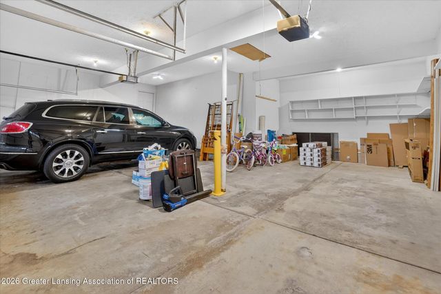 2460 Sanibel Hollow, Holt, MI 48842