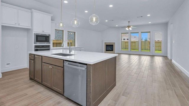 1151 Beals Creek Street, Conroe, TX 77304