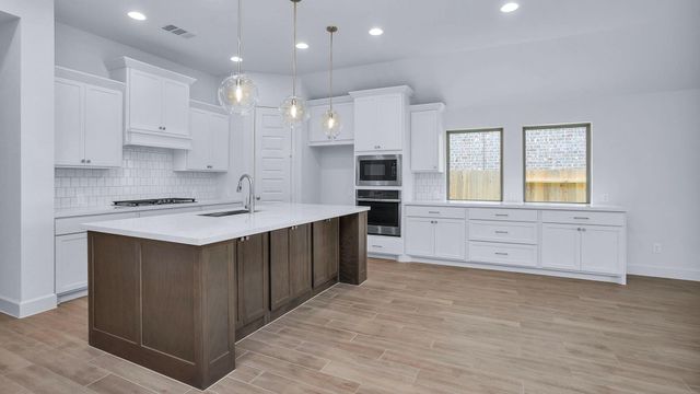 1151 Beals Creek Street, Conroe, TX 77304