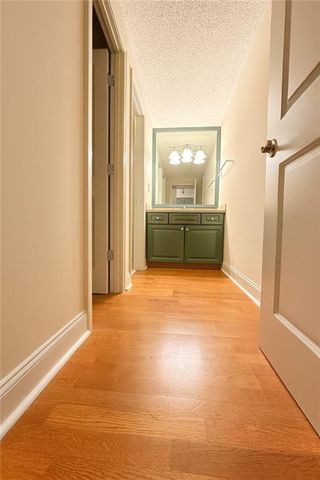 2479 Peachtree NE Road 1512, Atlanta, GA 30305