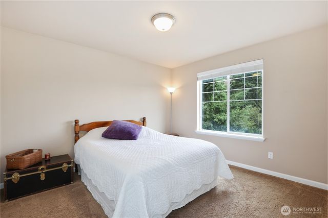 3831 19th Avenue NE, Olympia, WA 98506
