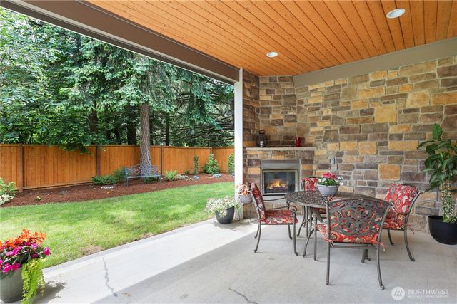3831 19th Avenue NE, Olympia, WA 98506