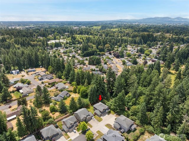 3831 19th Avenue NE, Olympia, WA 98506