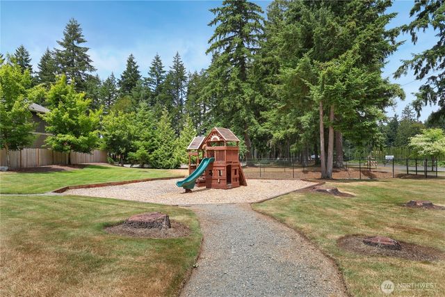 3831 19th Avenue NE, Olympia, WA 98506