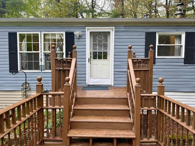 90 Merriam Hill Rd Apt 2, Greenville, NH 03048