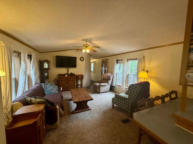 90 Merriam Hill Rd Apt 2, Greenville, NH 03048