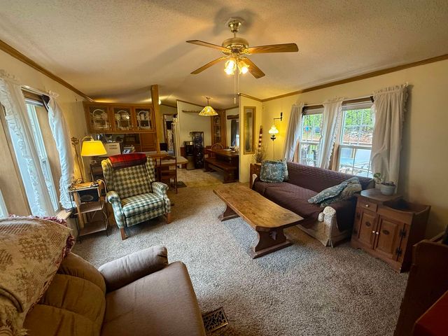 90 Merriam Hill Rd Apt 2, Greenville, NH 03048