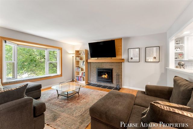 5822 Burgis Avenue, Grand Rapids, MI 49508